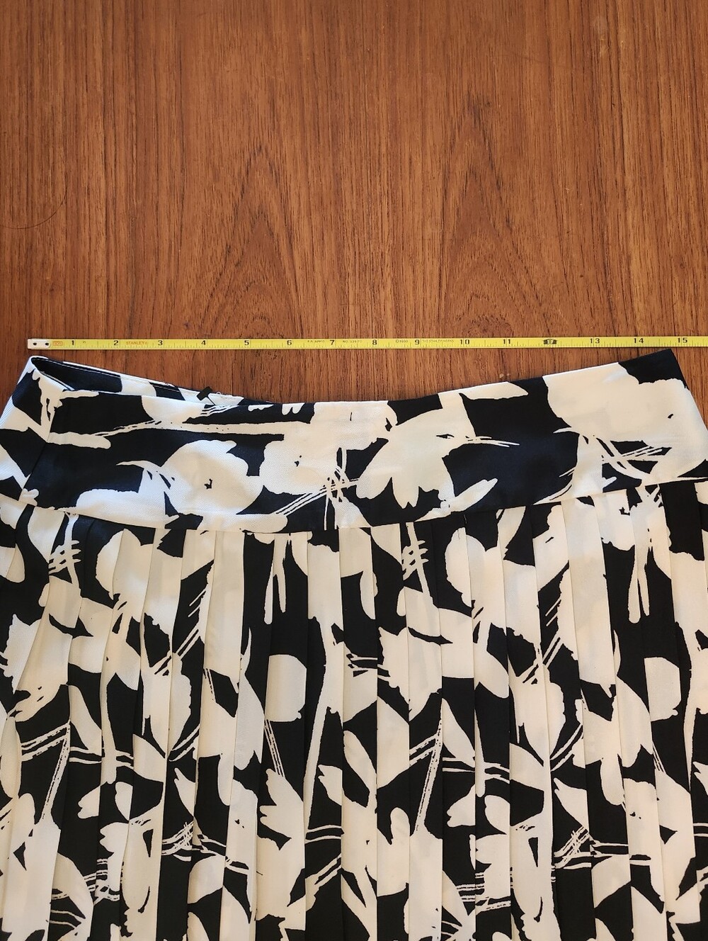 Banana Republic Silky Tank And Pleated Midi Skirt Set, White Floral - Picture 16 of 16